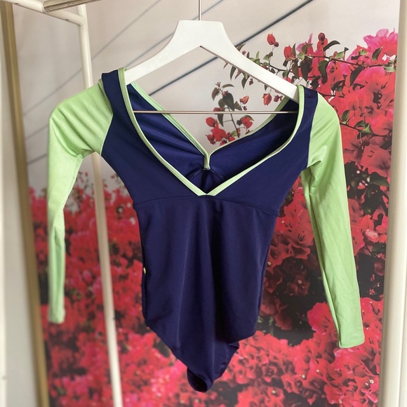 Blue and green leotard with low v-neck - Picture 2 of 3